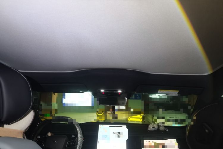 Used NETA S 2022 Extended-Range Version 1160 km Range Rear-Wheel Drive Mid-Grade Headliner