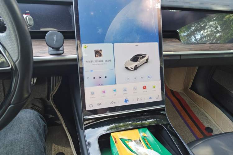 Used NETA S 2022 Pure Electric 715 km Range Rear-Wheel Drive Mid-Range Version Audio And AC Panel