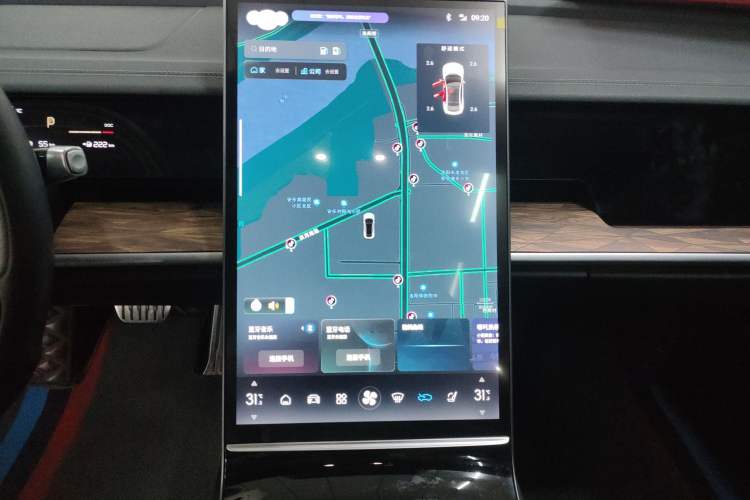 Used NETA S 2022 Extended-Range Version 1160 km Range Rear-Wheel-Drive Compact Edition Audio And AC Panel