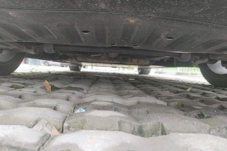 Used NETA S 2022 Extended-Range Version 1160 km Range Rear-Wheel-Drive Compact Edition Chassis Front
