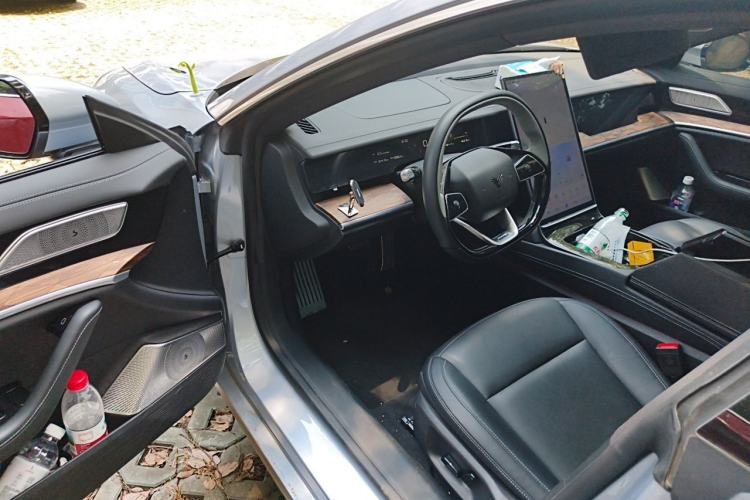 Used NETA S 2022 Extended-Range Version 1160 km Range Rear-Wheel-Drive Compact Edition Driver Seat