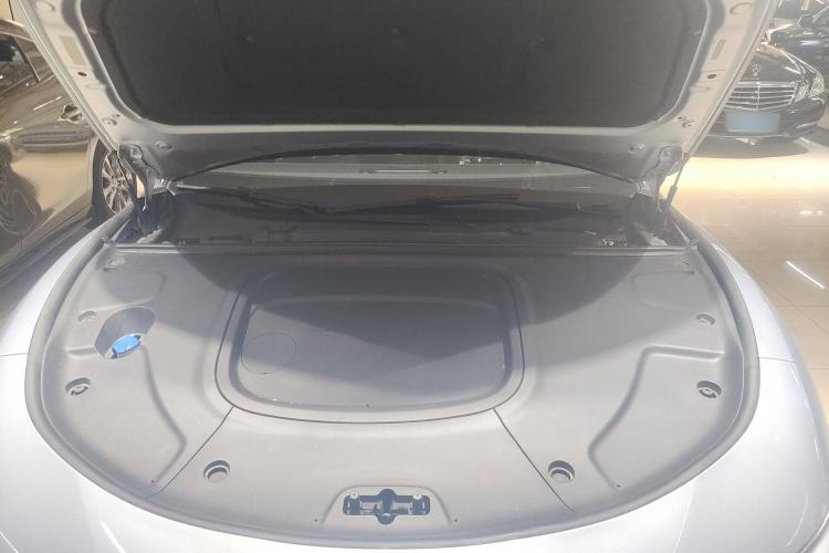 Used NETA S 2022 Extended-Range Version 1160 km Range Rear-Wheel-Drive Compact Edition Engine Bay