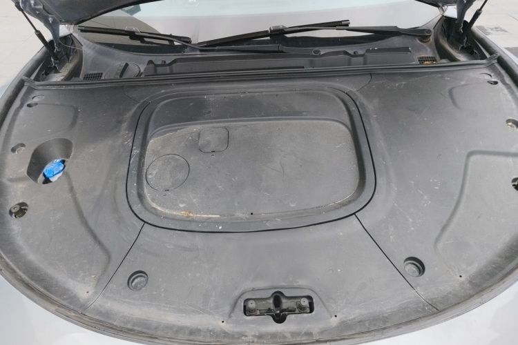 Used NETA S 2022 Extended-Range Version 1160 km Range Rear-Wheel-Drive Compact Edition Engine Bay