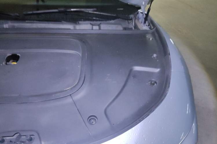 Used NETA S 2022 Extended-Range Version 1160 km Range Rear-Wheel-Drive Compact Edition Engine Bay Left