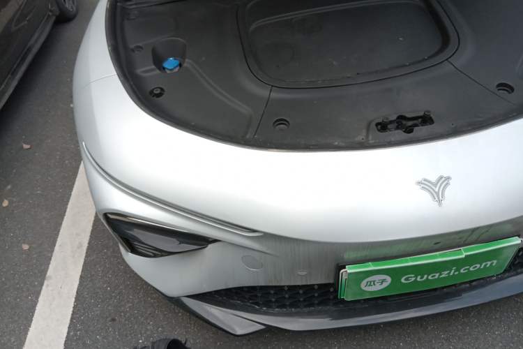Used NETA S 2022 Extended-Range Version 1160 km Rear-Drive Big Edition Engine Bay Right