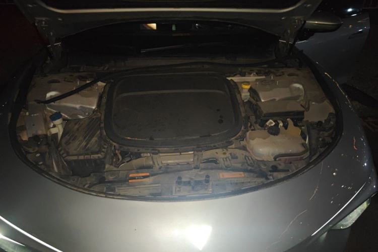 Used NETA S 2022 Extended-Range Version 1160 km Range Rear-Wheel-Drive Compact Edition Engine Bay