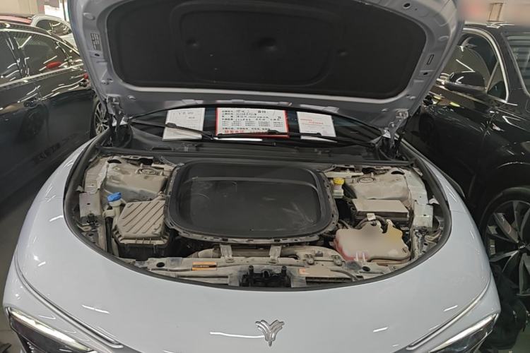 Used NETA S 2022 Extended-Range Version 1160 km Range Rear-Wheel Drive Mid-Grade Engine Bay