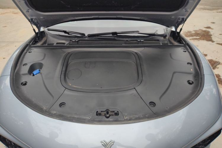 Used NETA S 2022 Extended-Range Version 1160 km Range Rear-Wheel-Drive Compact Edition Engine Bay