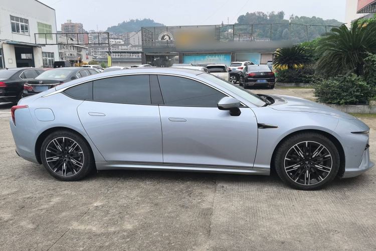 Used NETA S 2022 Extended-Range Version 1160 km Range Rear-Wheel Drive Mid-Grade Exterior 2