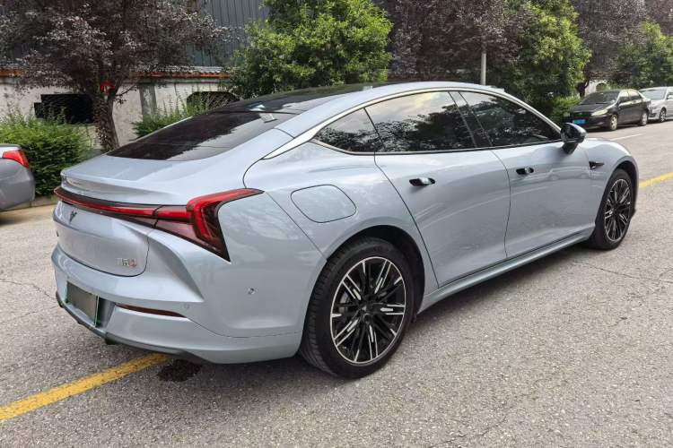 Used NETA S 2022 Extended-Range Version 1160 km Range Rear-Wheel-Drive Compact Edition Exterior 4