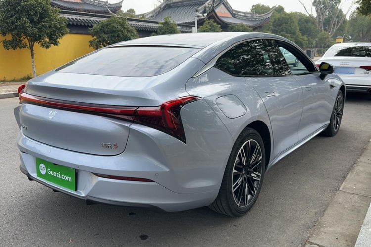 Used NETA S 2022 Extended-Range Version 1160 km Range Rear-Wheel-Drive Compact Edition Exterior 4