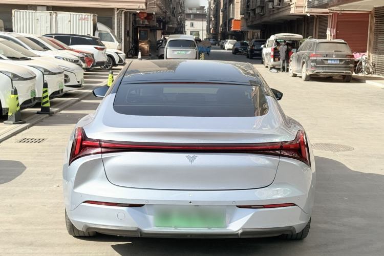 Used NETA S 2022 Extended-Range Version 1160 km Range Rear-Wheel Drive Mid-Grade Exterior 5