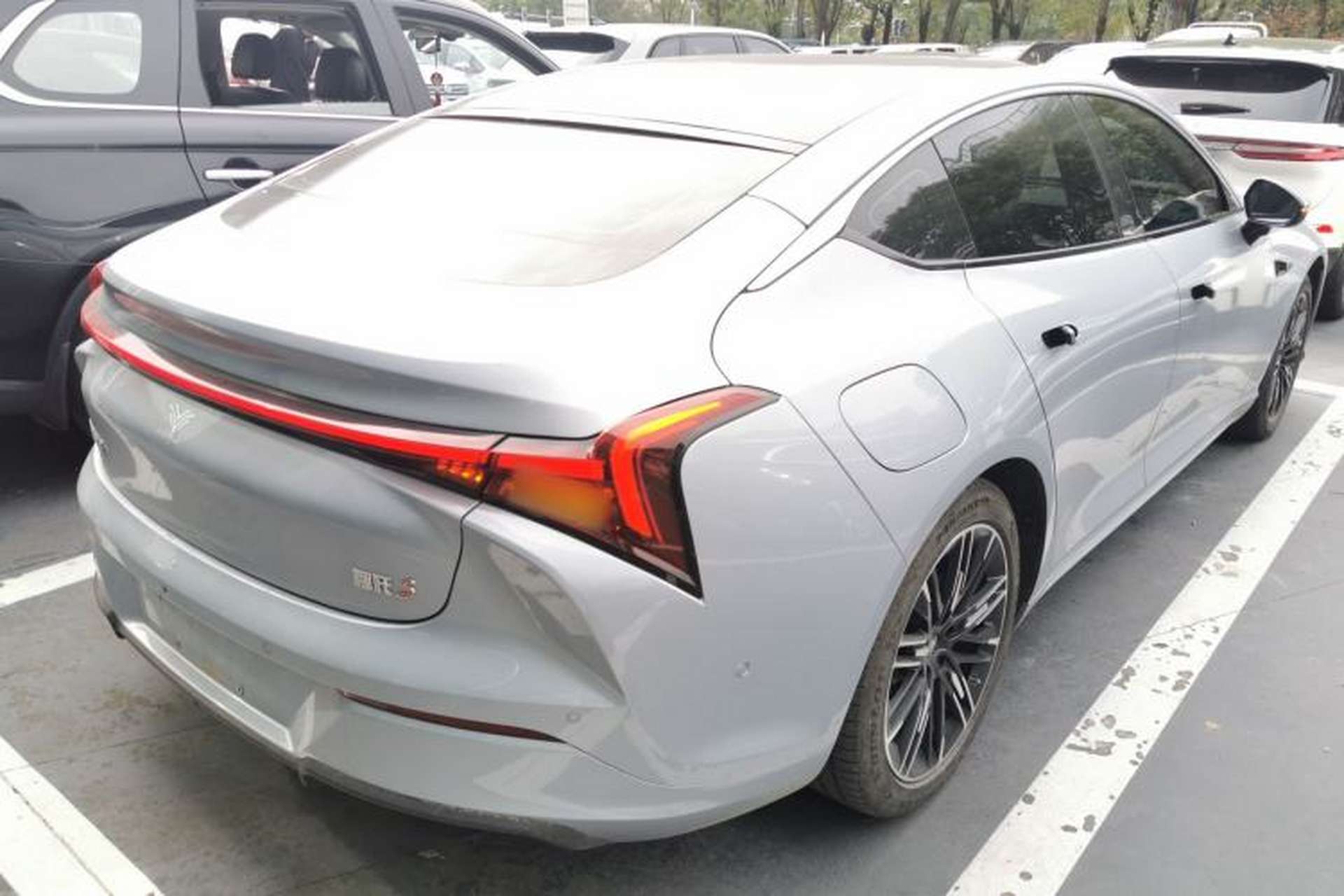 Used NETA S 2022 Extended-Range Version 1160 km Range Rear-Wheel-Drive Compact Edition Exterior 5