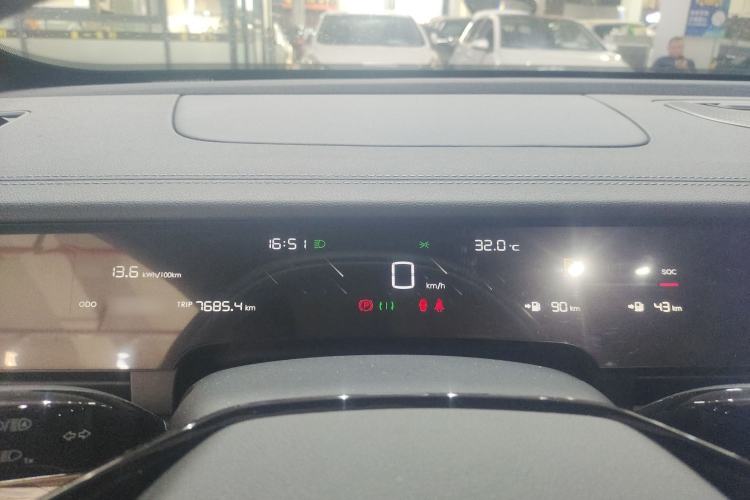 Used NETA S 2022 Extended-Range Version 1160 km Range Rear-Wheel-Drive Compact Edition Instrument Cluster