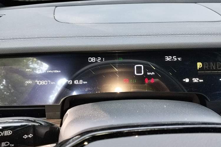 Used NETA S 2022 Extended-Range Version 1160 km Range Rear-Wheel-Drive Compact Edition Instrument Cluster