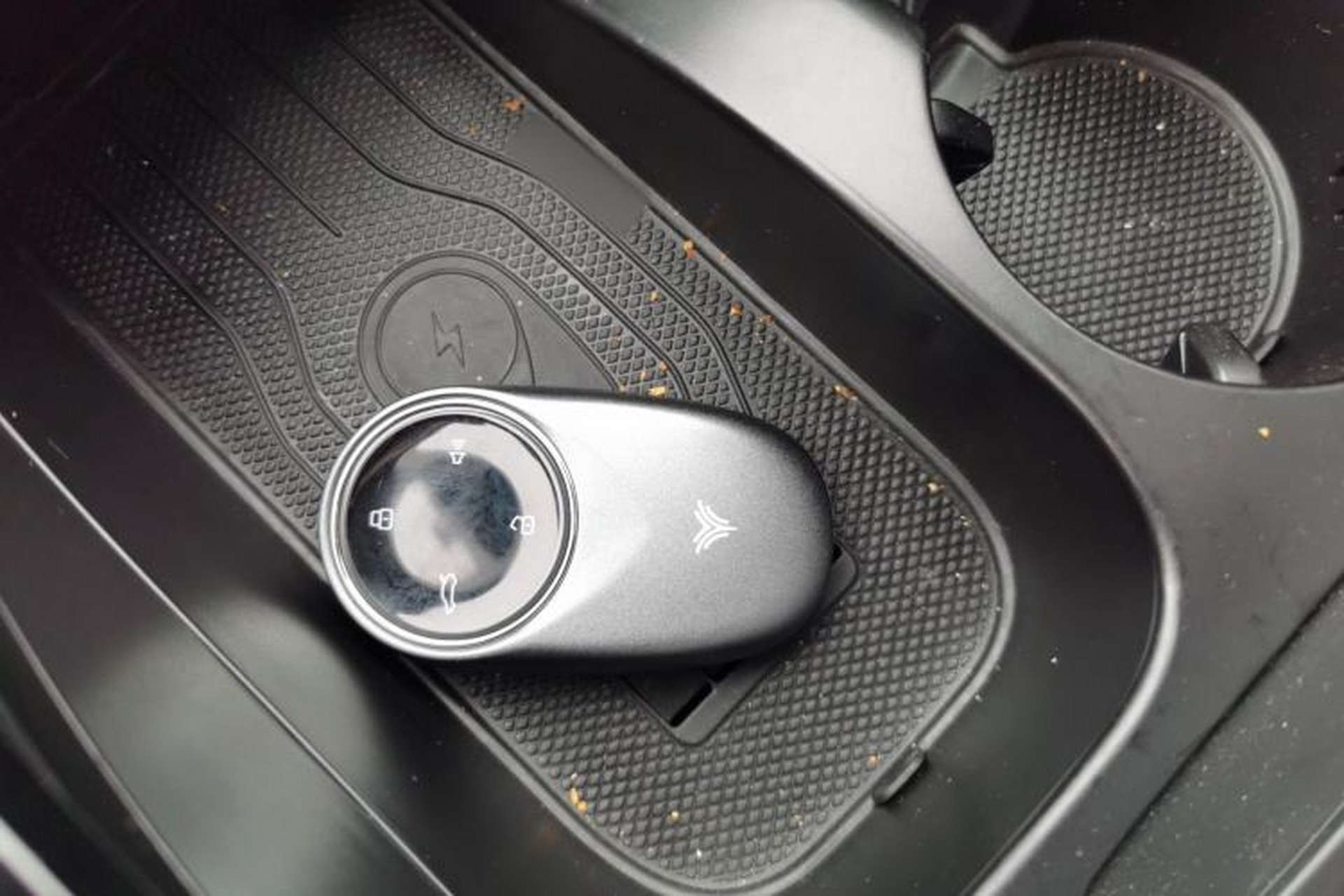 Used NETA S 2022 Extended-Range Version 1160 km Range Rear-Wheel-Drive Compact Edition Interior 1