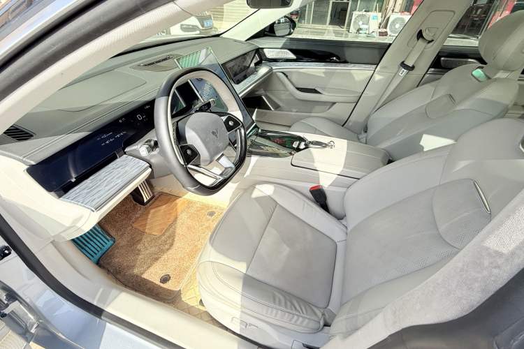 Used NETA S 2022 Extended-Range Version 1160 km Range Rear-Wheel Drive Mid-Grade Interior 2