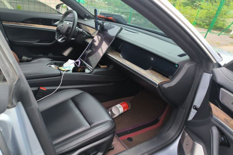 Used NETA S 2022 Extended-Range Version 1160 km Range Rear-Wheel-Drive Compact Edition Interior 2