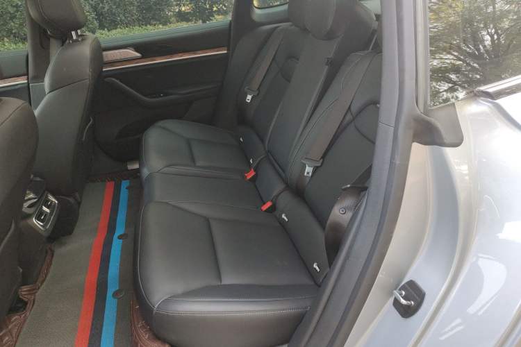 Used NETA S 2022 Extended-Range Version 1160 km Range Rear-Wheel-Drive Compact Edition Left Rear Seat