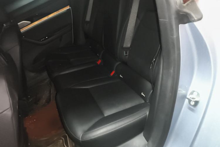 Used NETA S 2022 Extended-Range Version 1160 km Range Rear-Wheel-Drive Compact Edition Left Rear Seat