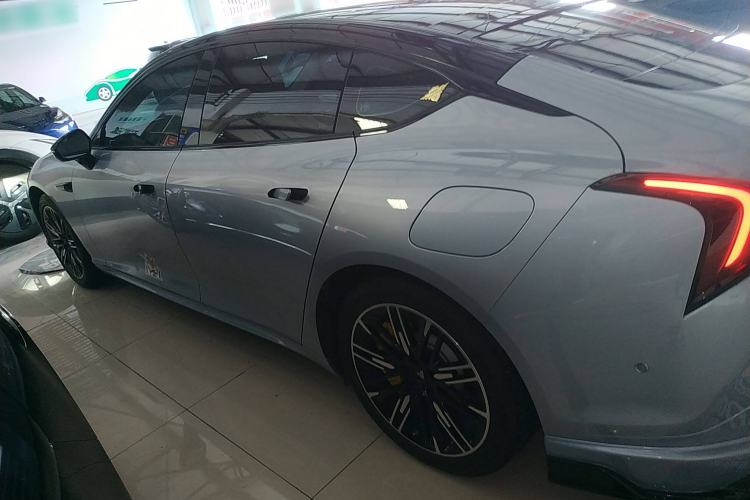 Used NETA S 2022 Extended-Range Version 1160 km Range Rear-Wheel Drive Mid-Grade Left Side