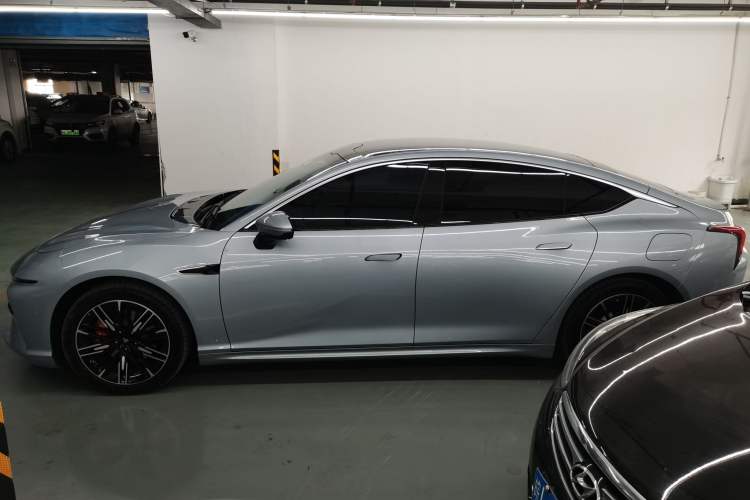 Used NETA S 2022 Extended-Range Version 1160 km Rear-Drive Big Edition Left Side