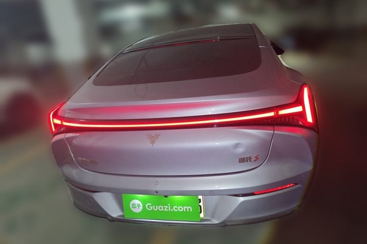 Used NETA S 2022 All-Electric 715 km Range Rear-Drive Deluxe Version Rear