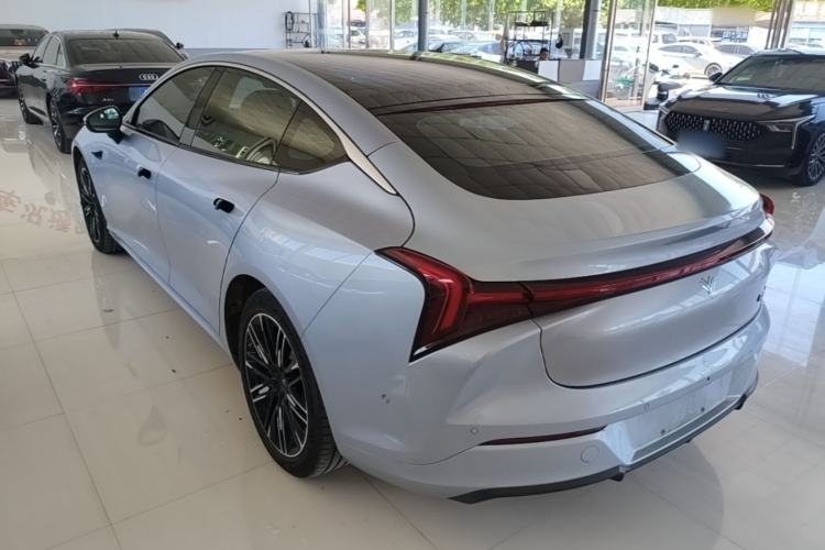 Used NETA S 2022 Pure Electric 715 km Range Rear-Wheel Drive Mid-Range Version Rear Left 45 Deg