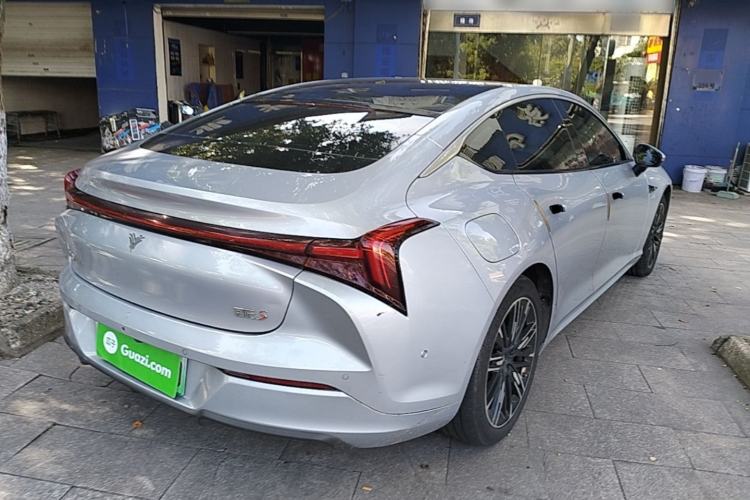 Used NETA S 2022 Extended-Range Version 1160 km Range Rear-Wheel-Drive Compact Edition Rear Right 45 Deg