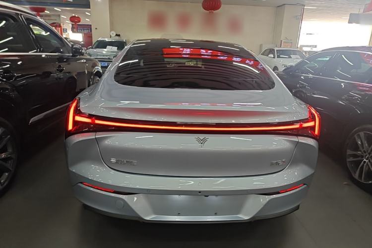 Used NETA S 2022 Extended-Range Version 1160 km Range Rear-Wheel Drive Mid-Grade Rear