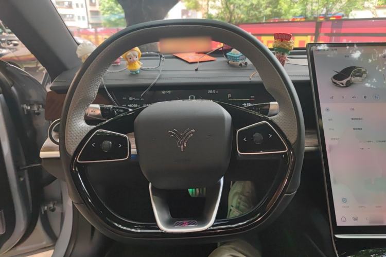Used NETA S 2022 Extended-Range Version 1160 km Range Rear-Wheel-Drive Compact Edition Steering Wheel