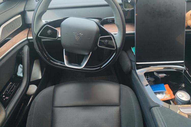 Used NETA S 2022 All-Electric 650 km Four-Wheel Drive Premium Version Steering Wheel