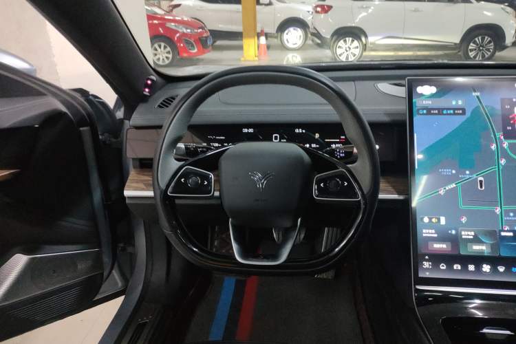 Used NETA S 2022 Extended-Range Version 1160 km Range Rear-Wheel-Drive Compact Edition Steering Wheel