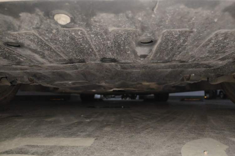 Used NETA S 2022 Extended-Range Version 1160 km Range Rear-Wheel-Drive Compact Edition Chassis Front