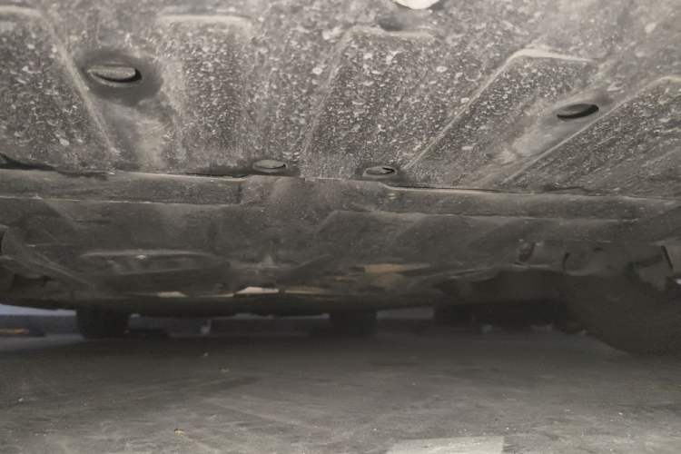 Used NETA S 2022 Extended-Range Version 1160 km Range Rear-Wheel Drive Mid-Grade Chassis Front