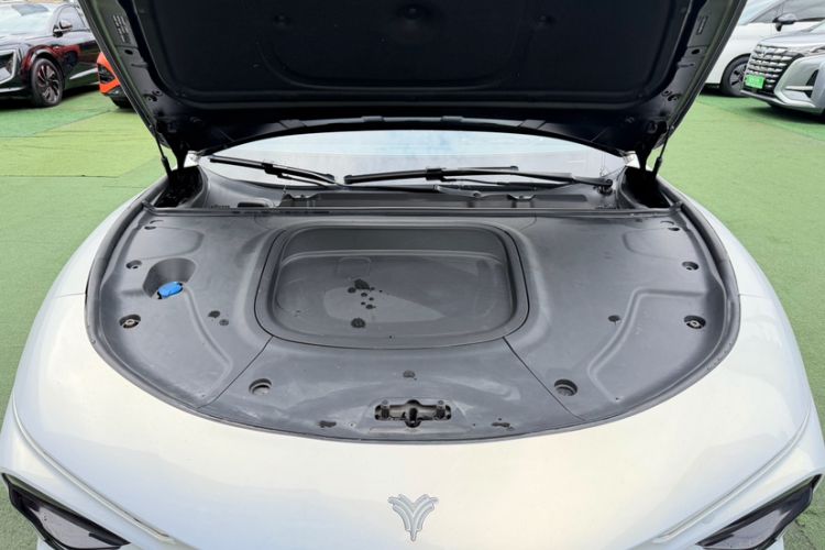 Used NETA S 2022 Extended-Range Version 1160 km Range Rear-Wheel-Drive Compact Edition Engine Bay