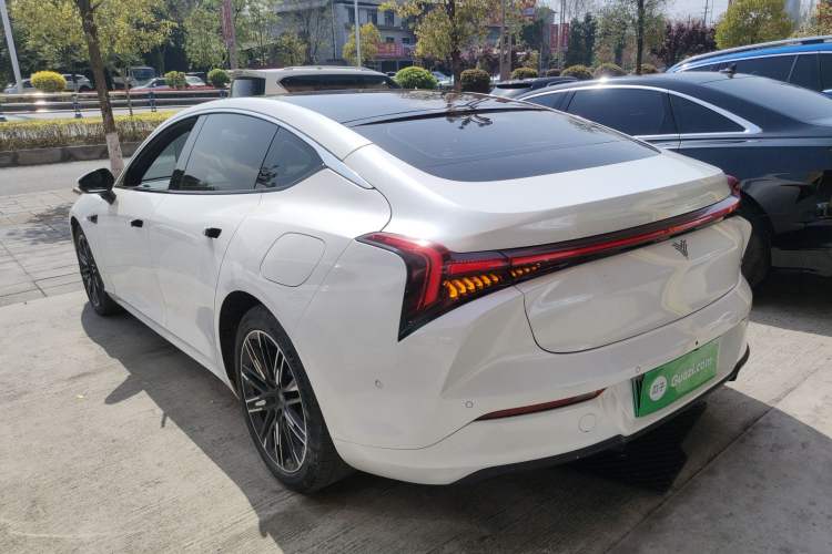 Used NETA S 2022 Extended-Range Version 1160 km Range Rear-Wheel Drive Mid-Grade Exterior 2