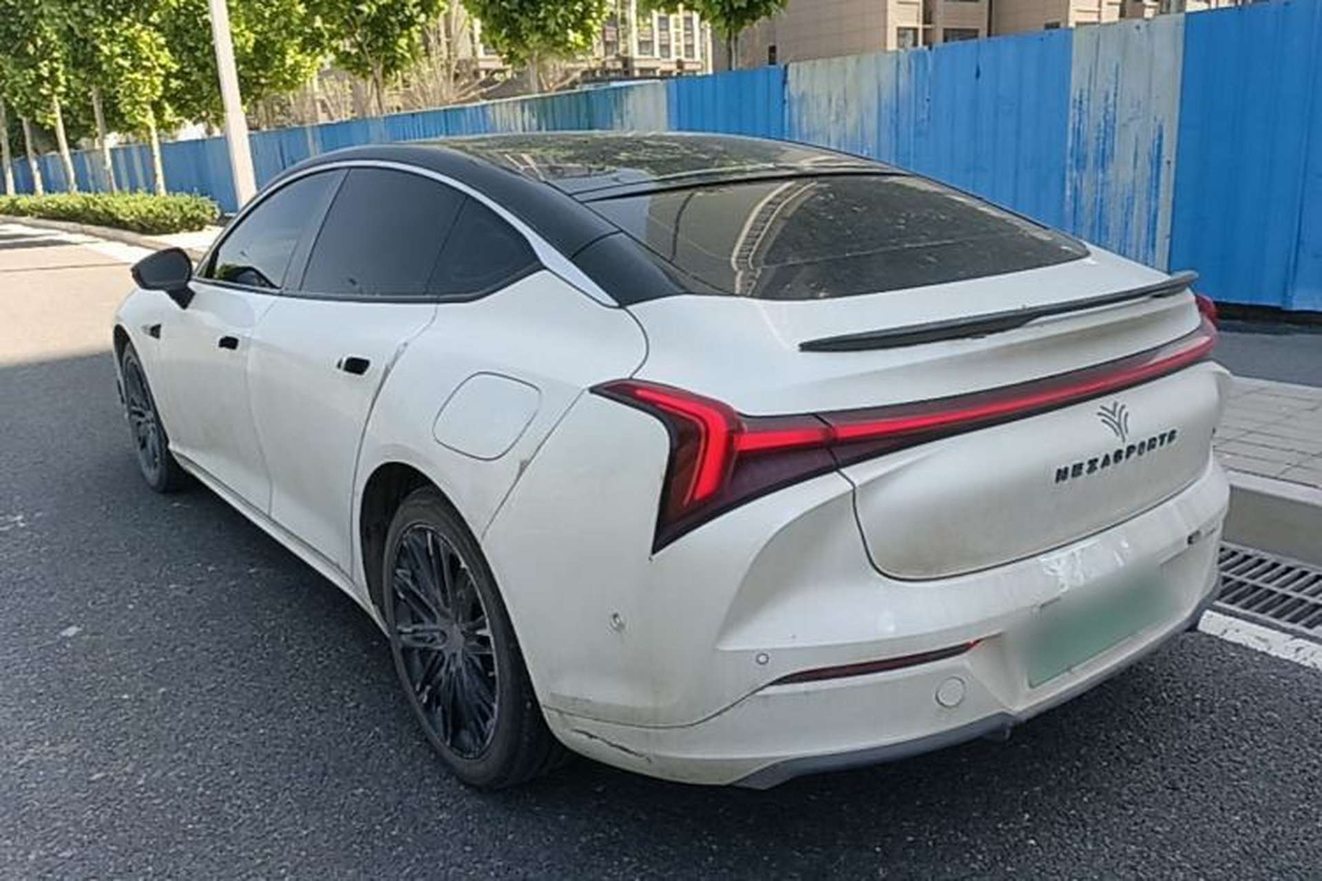 Used NETA S 2022 Extended-Range Version 1160 km Range Rear-Wheel-Drive Compact Edition Exterior 2