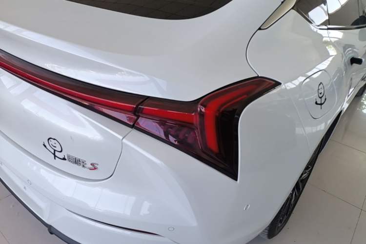 Used NETA S 2022 Extended-Range Version 1160 km Rear-Drive Big Edition Exterior 3