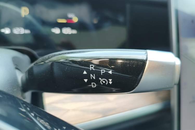 Used NETA S 2022 Extended-Range Version 1160 km Rear-Drive Big Edition Gear Lever