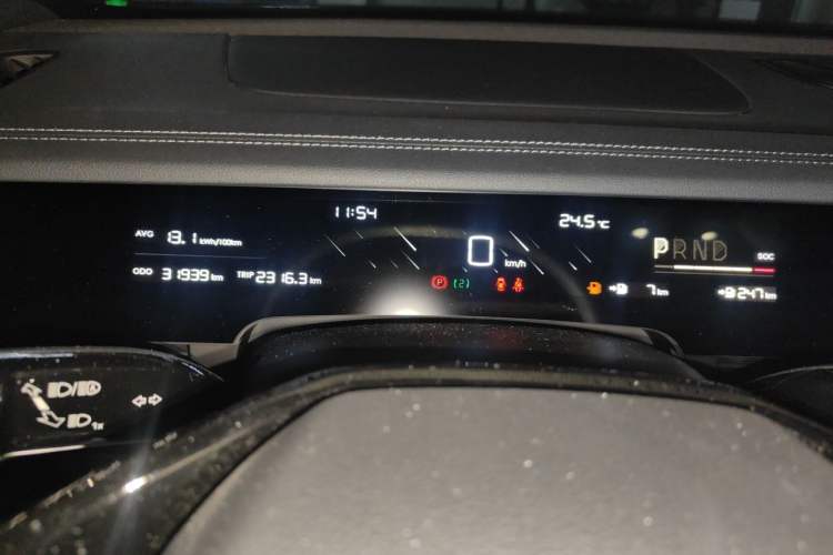 Used NETA S 2022 Extended-Range Version 1160 km Range Rear-Wheel-Drive Compact Edition Instrument Cluster