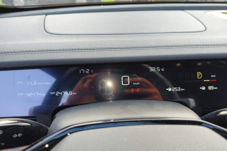 Used NETA S 2022 Extended-Range Version 1160 km Range Rear-Wheel Drive Mid-Grade Instrument Cluster