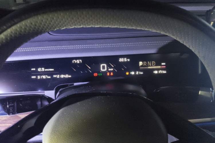 Used NETA S 2022 Extended-Range Version 1160 km Range Rear-Wheel Drive Mid-Grade Instrument Cluster