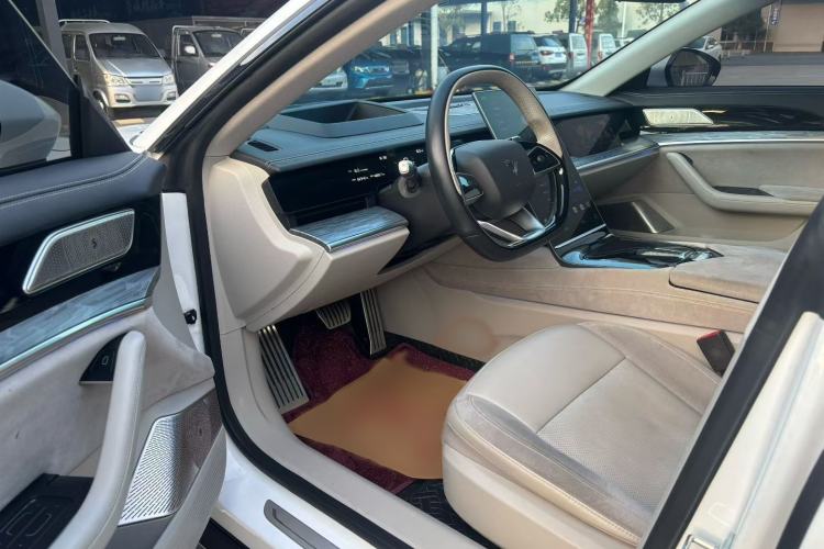 Used NETA S 2022 All-Electric 650 km Four-Wheel Drive Premium Version Interior 2