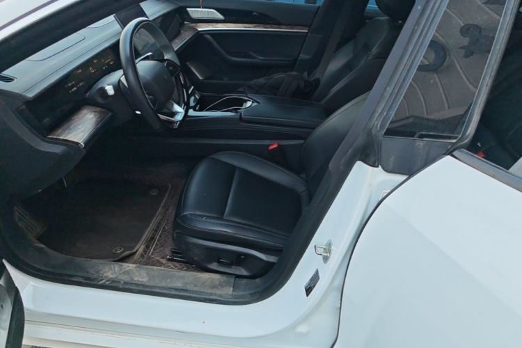 Used NETA S 2022 Extended-Range Version 1160 km Range Rear-Wheel-Drive Compact Edition Left Front Seat