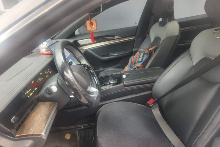 Used NETA S 2022 Extended-Range Version 1160 km Range Rear-Wheel Drive Mid-Grade Left Front Seat