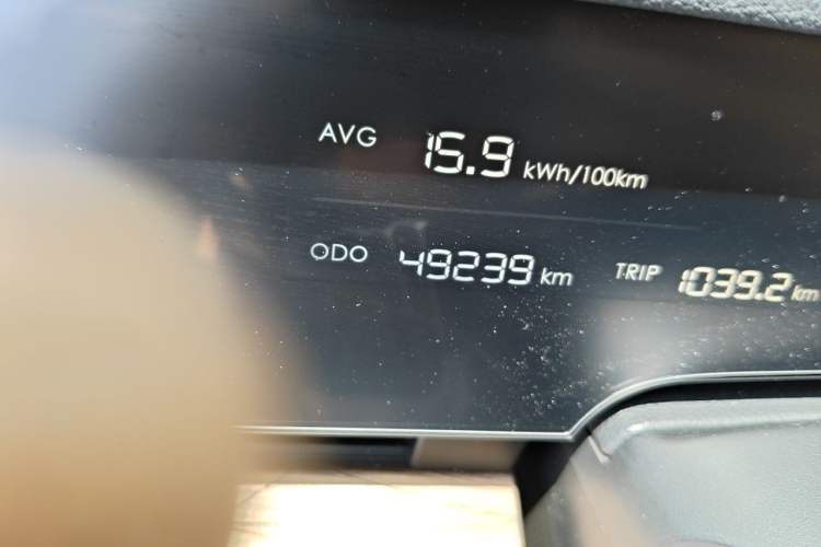 Used NETA S 2022 Extended-Range Version 1160 km Range Rear-Wheel Drive Mid-Grade Odometer Close Up