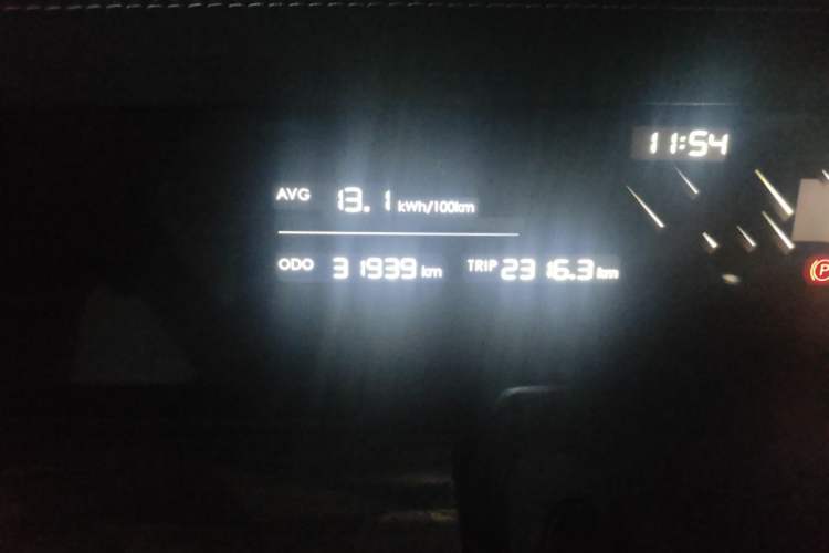 Used NETA S 2022 Extended-Range Version 1160 km Range Rear-Wheel-Drive Compact Edition Odometer Close Up