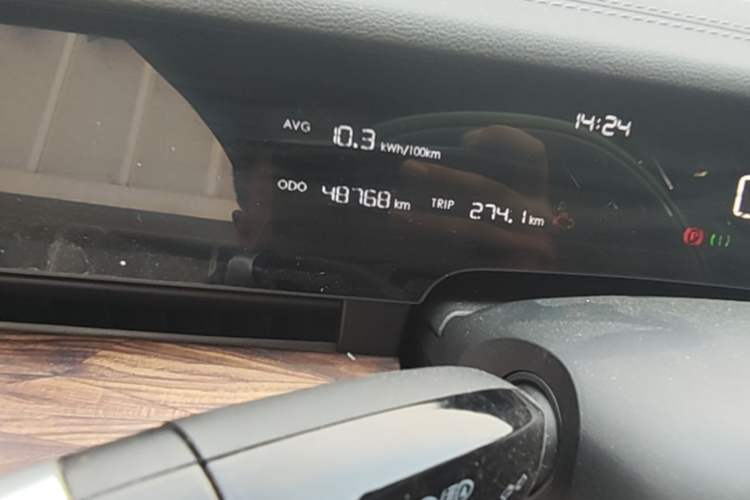 Used NETA S 2022 Extended-Range Version 1160 km Range Rear-Wheel-Drive Compact Edition Odometer Close Up