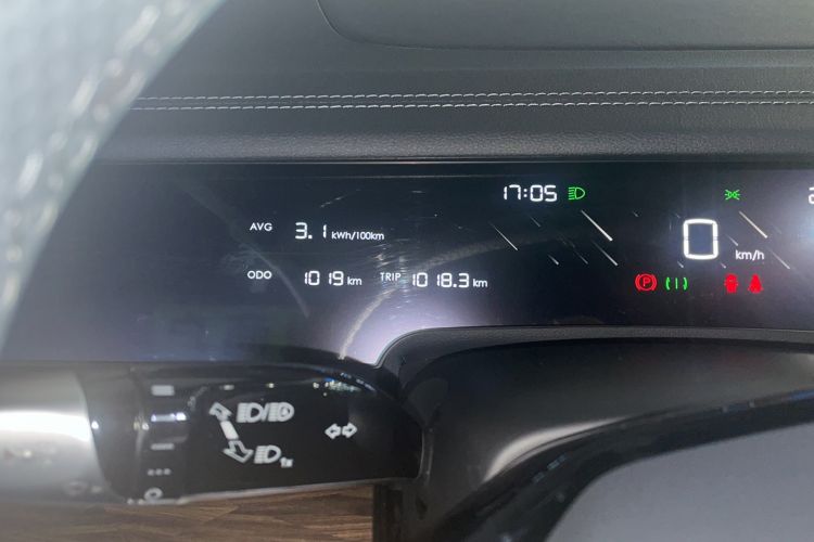 Used NETA S 2022 Extended-Range Version 1160 km Range Rear-Wheel-Drive Compact Edition Odometer Close Up